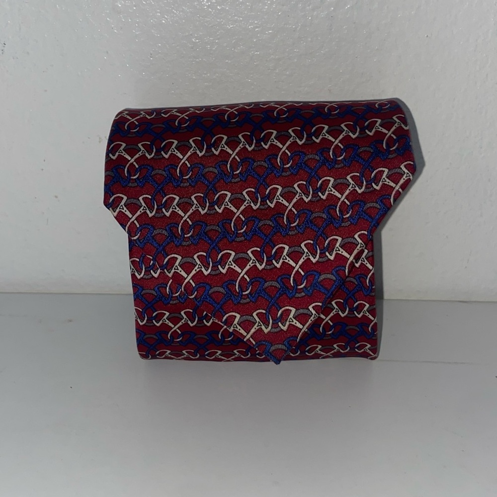 Brookville collection interlocking pattern necktie